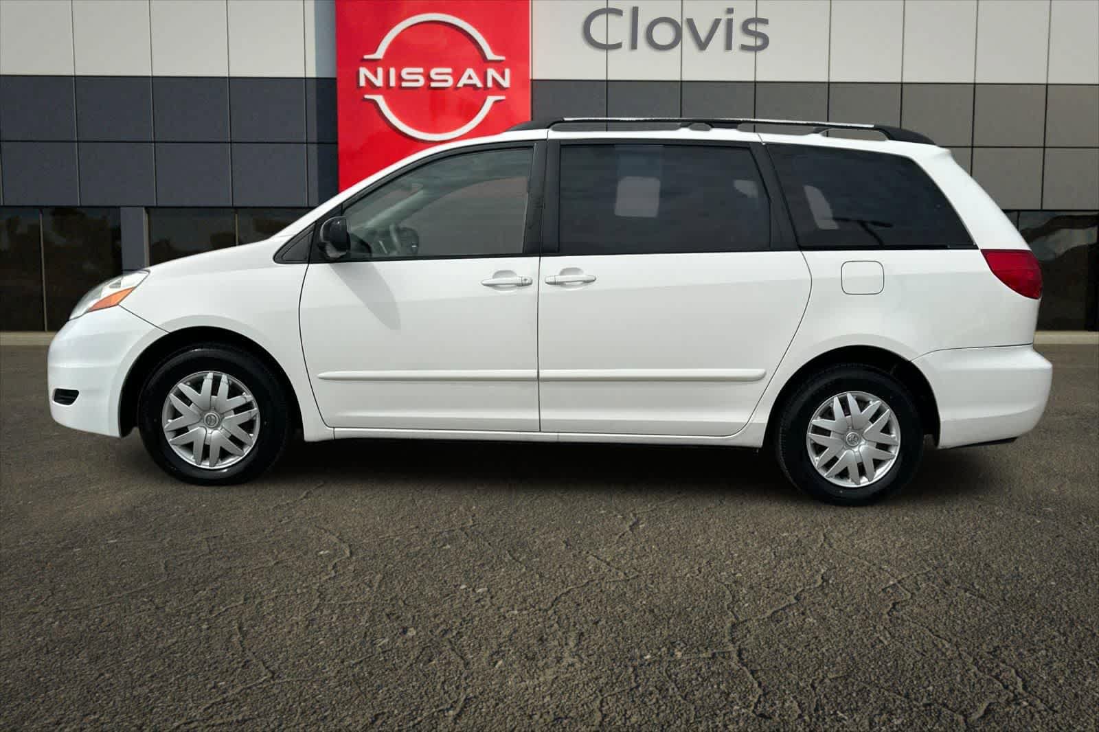Used 2008 Toyota Sienna CE FWD image 6