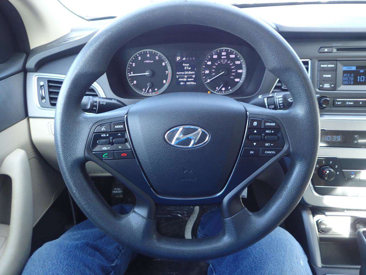 Used 2015 Hyundai Sonata SE FWD image 13