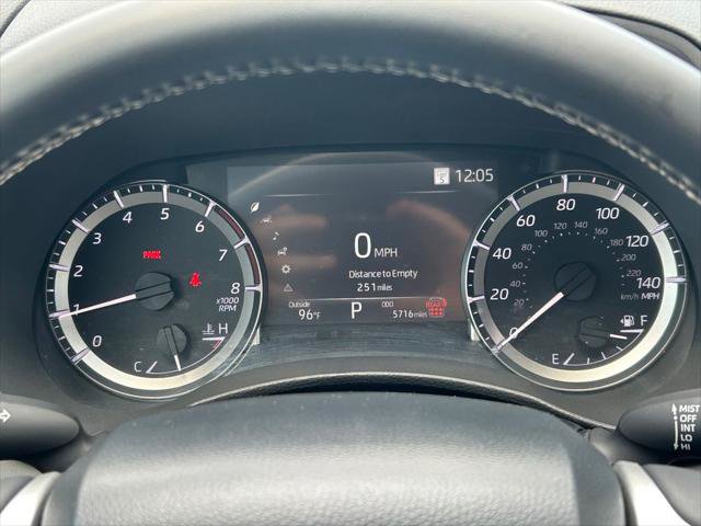 Certified 2026 Toyota Highlander XLE AWD/4WD image 37