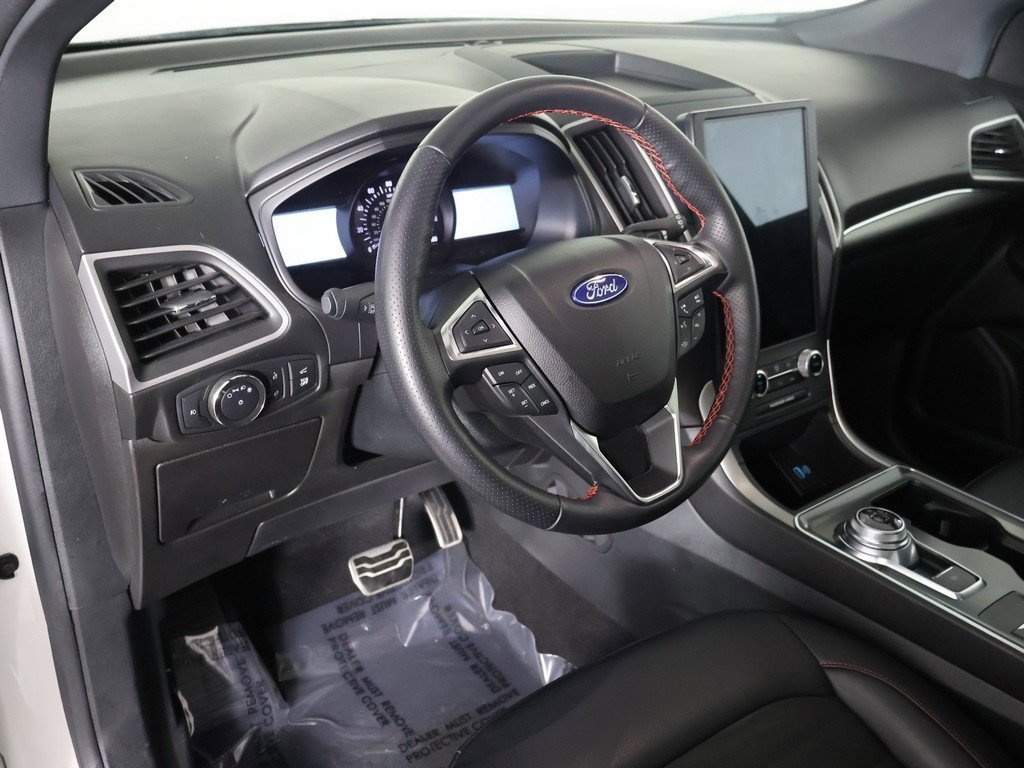 Used 2022 Ford Edge ST-Line w/ Class II Trailer Tow Package image 26