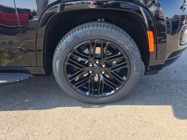 New 2025 Jeep Wagoneer Series II w/ Convenience Group I image 2