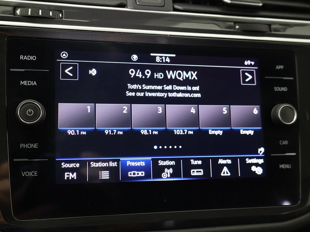 Used 2024 Volkswagen Tiguan SE FWD image 49