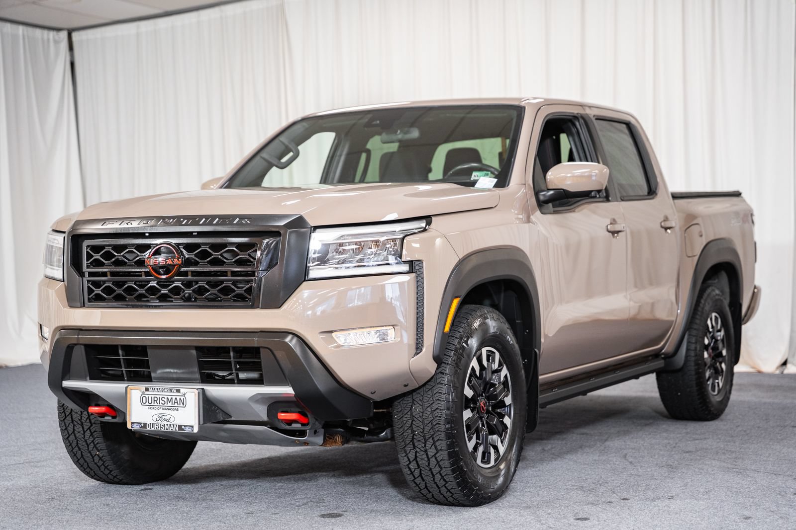 Used 2023 Nissan Frontier PRO-4X w/ Pro Convenience Package AWD/4WD image 3