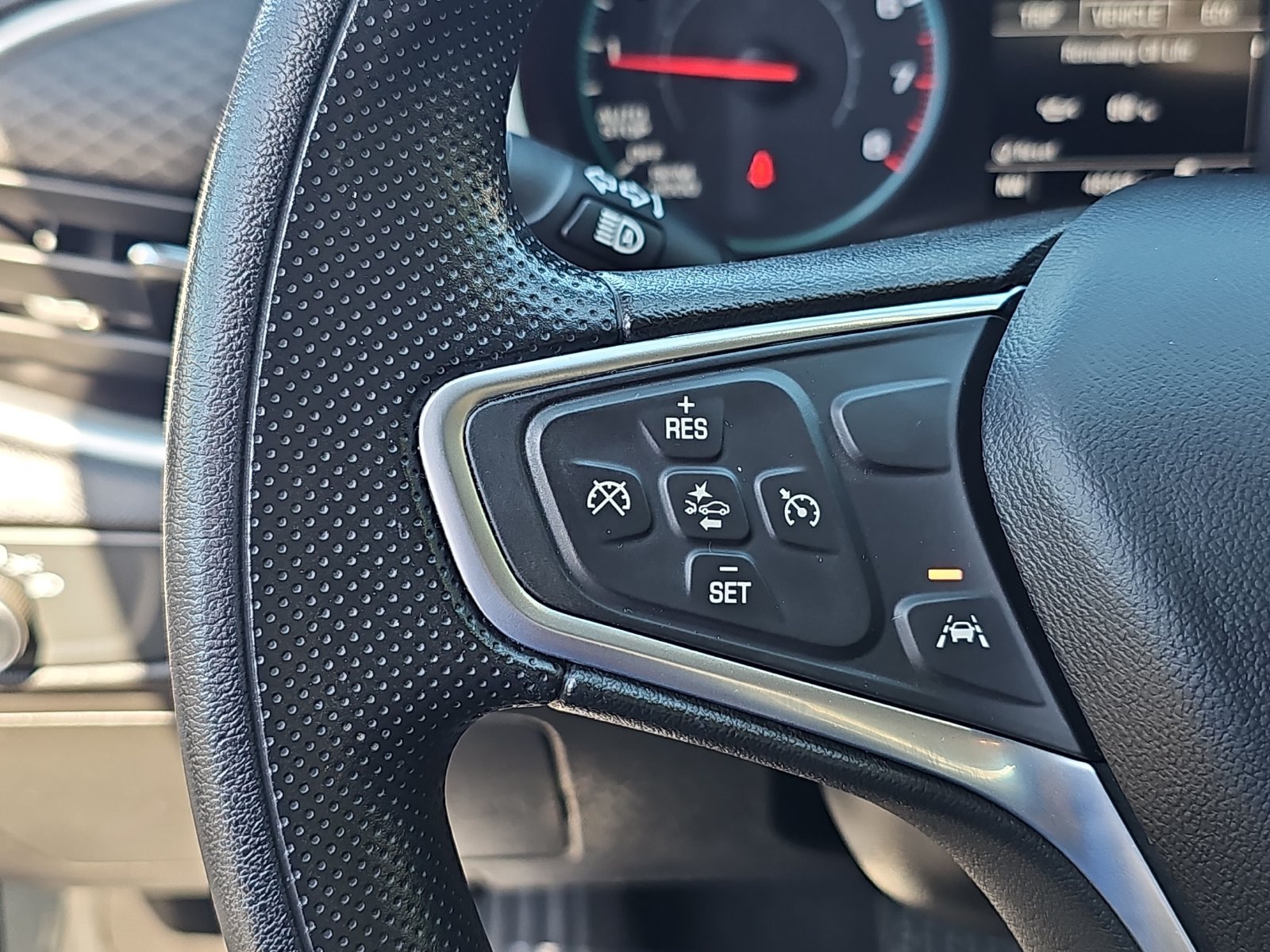 Used 2023 Chevrolet Malibu LT FWD image 16
