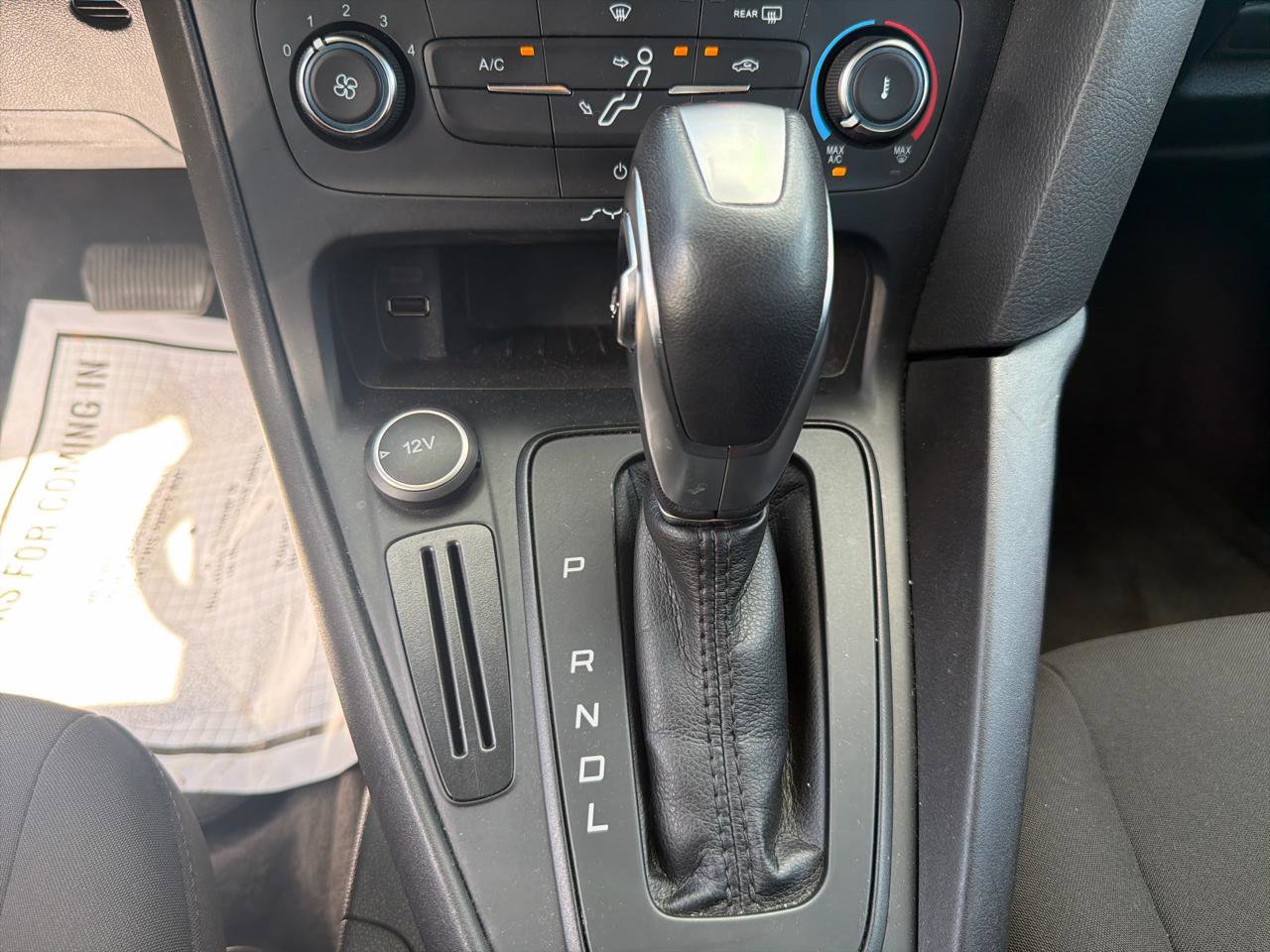 Used 2016 Ford Focus SE FWD image 23