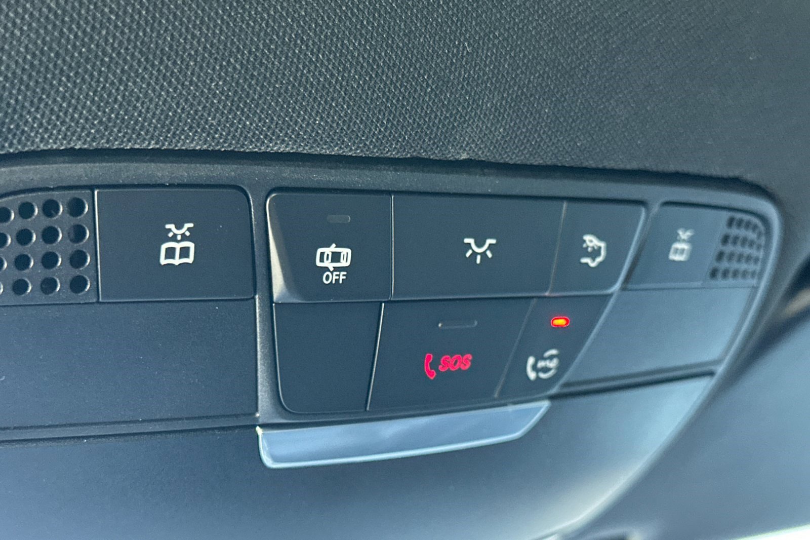 Used 2019 Mercedes-Benz C 300 Sedan image 22