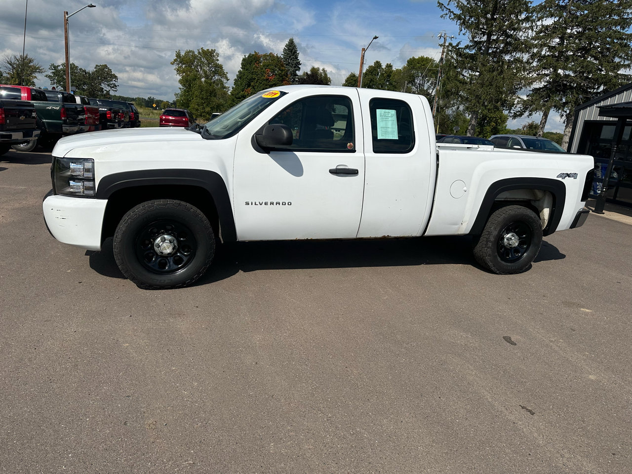 Used 2011 Chevrolet Silverado 1500 W/T image 3