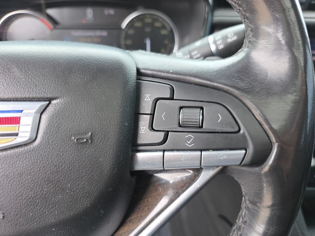 Used 2021 Cadillac XT6 Premium Luxury FWD image 36