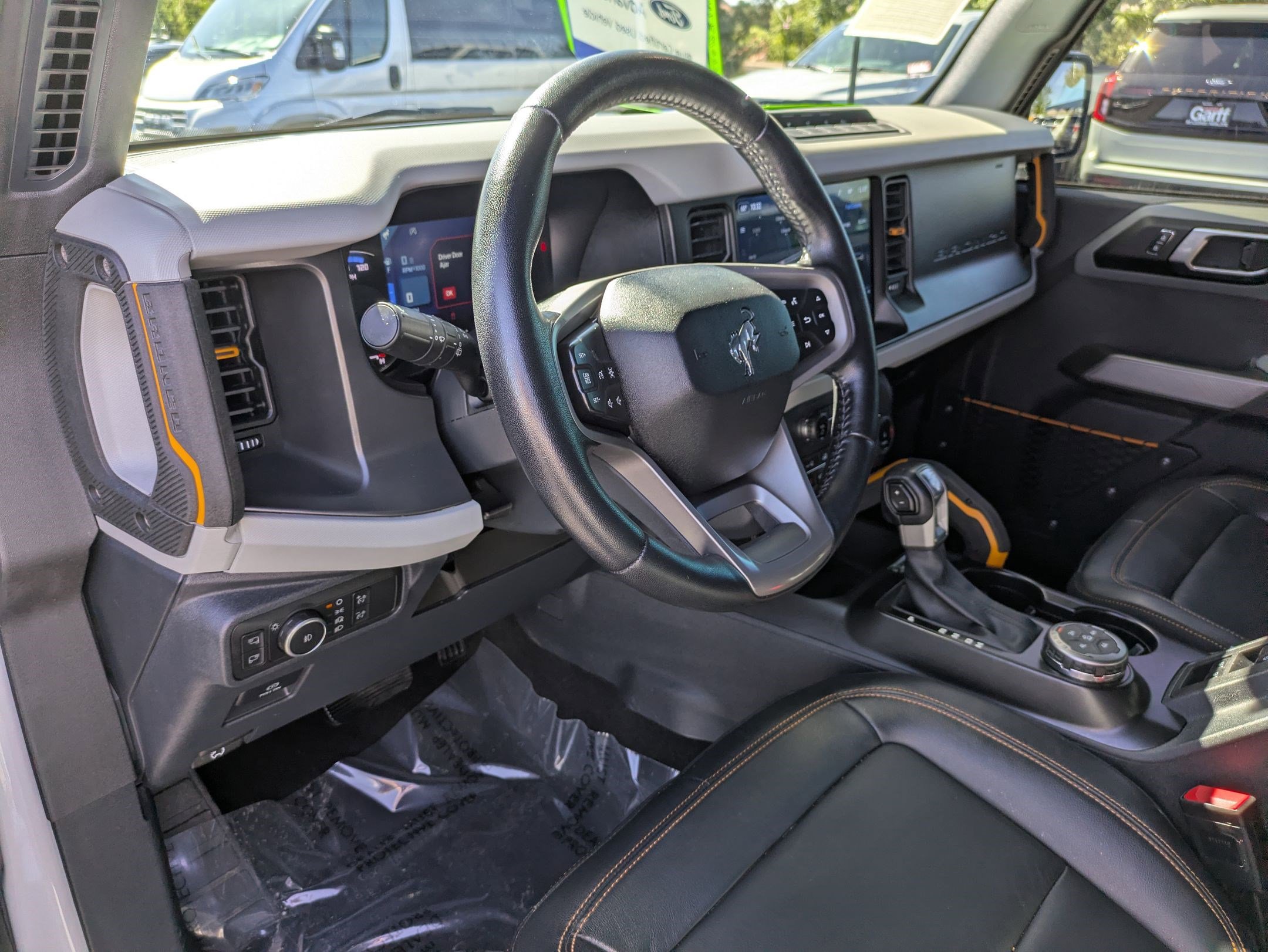 Used 2022 Ford Bronco Badlands AWD/4WD image 15