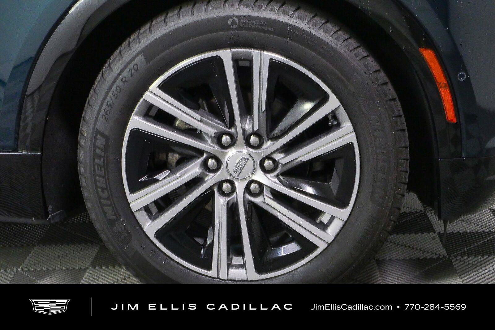 Used 2025 Cadillac Lyriq Luxury AWD/4WD image 35
