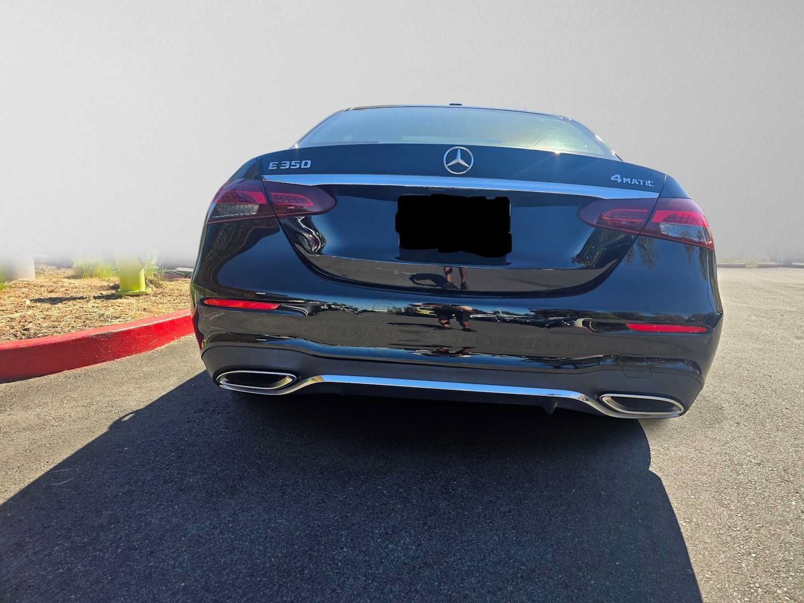 Used 2023 Mercedes-Benz E 350 4MATIC Sedan image 4