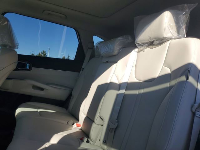 New 2026 Kia Sorento S w/ S Panoramic Sunroof Package FWD image 9