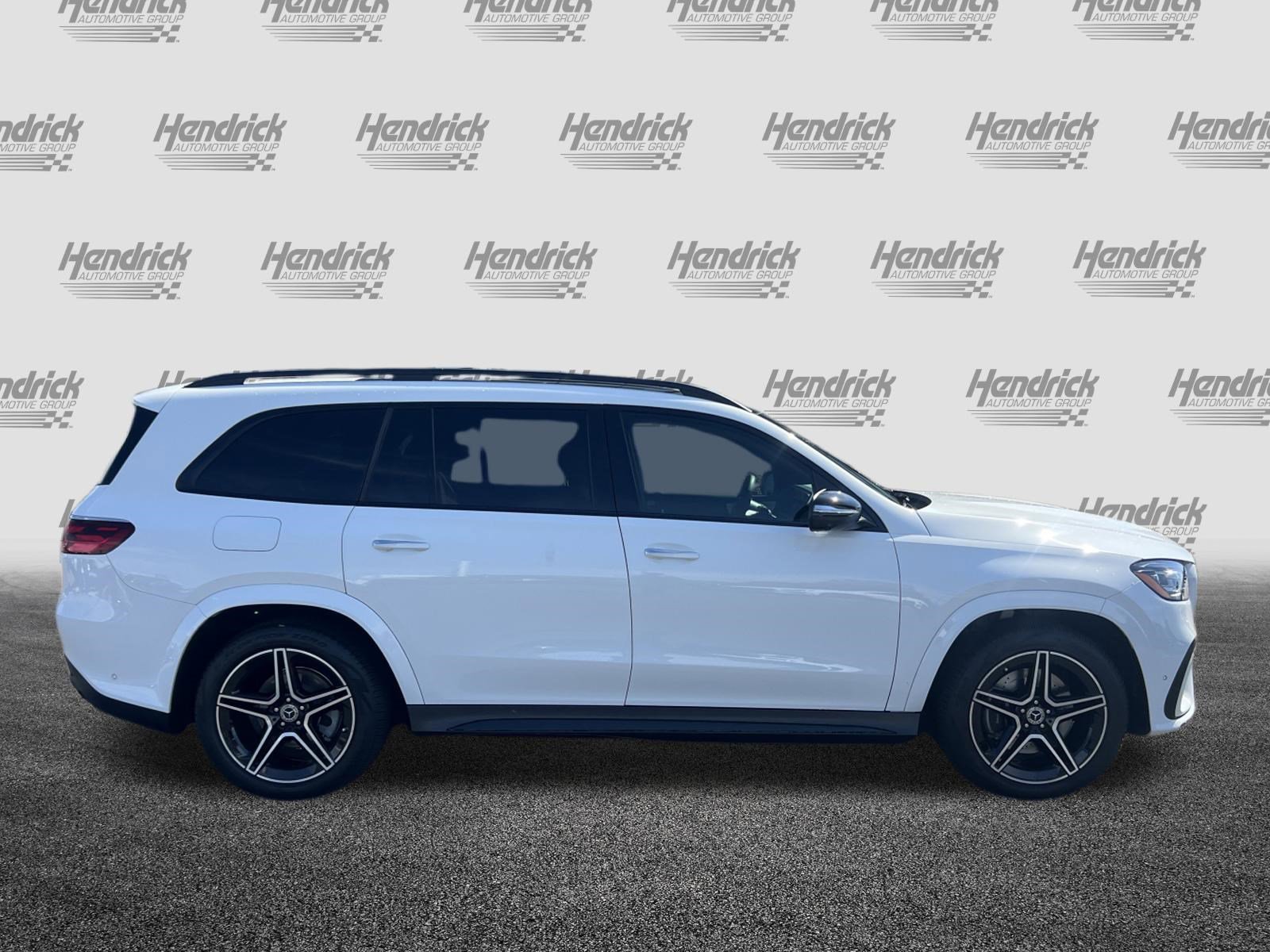 Certified 2025 Mercedes-Benz GLS 450 4MATIC image 11