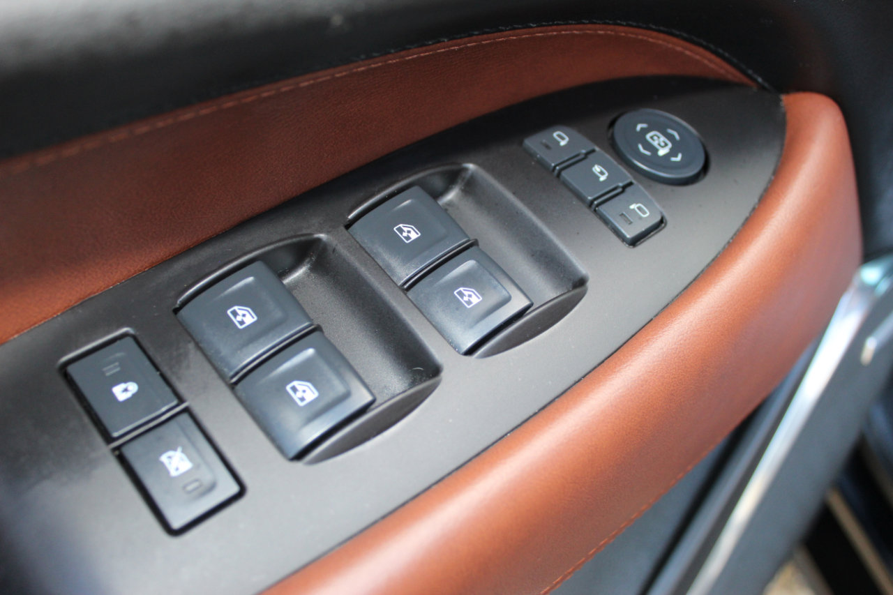 Used 2016 Cadillac Escalade ESV Premium image 27