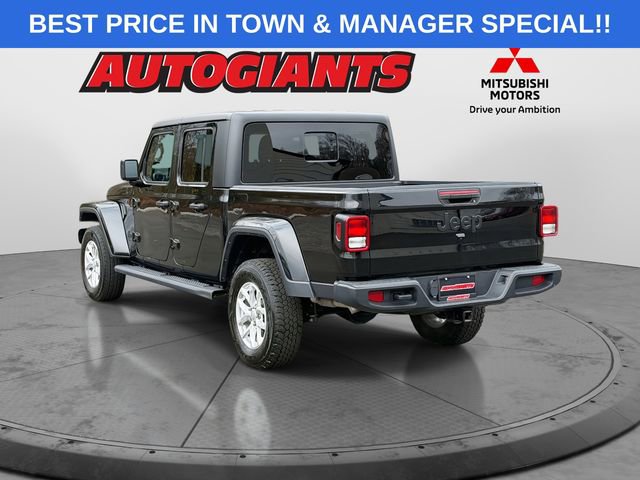Used 2023 Jeep Gladiator Sport image 4