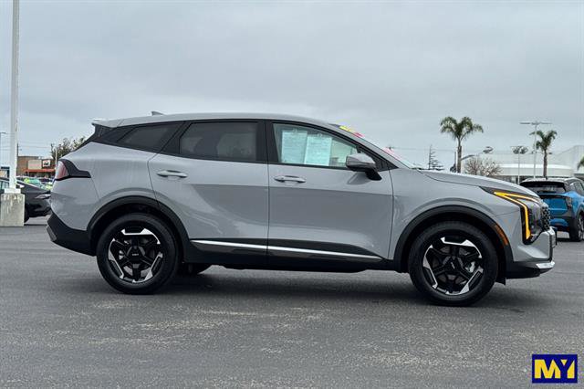 Used 2026 Kia Sportage S image 3