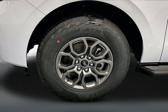 New 2026 Ford Expedition Active AWD/4WD image 11