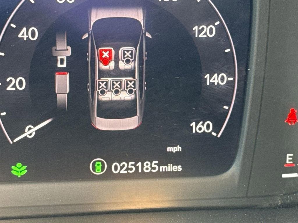 Used 2024 Honda Accord EX image 11