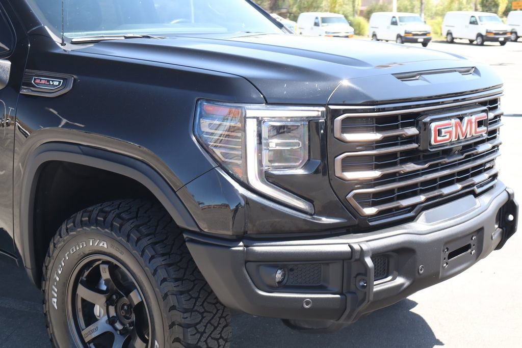 Used 2023 GMC Sierra 1500 AT4X AWD/4WD image 9