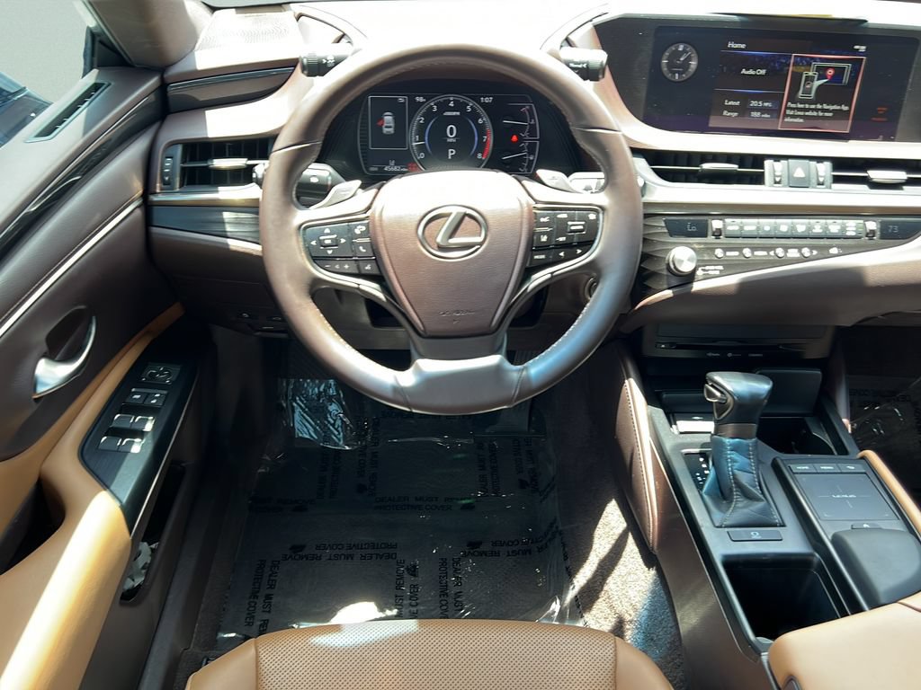 Used 2021 Lexus ES 350 w/ Accessory Package FWD image 12