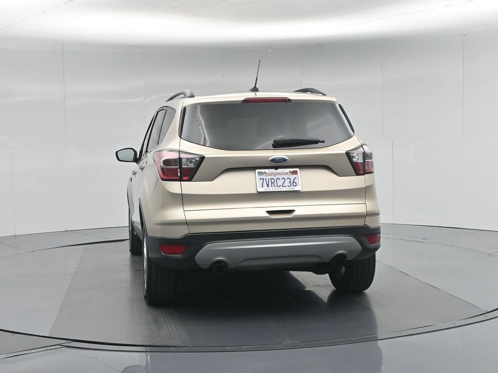 Certified 2017 Ford Escape SE w/ Equipment Group 201A FWD image 30