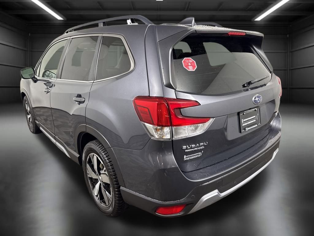 Used 2021 Subaru Forester Touring image 4