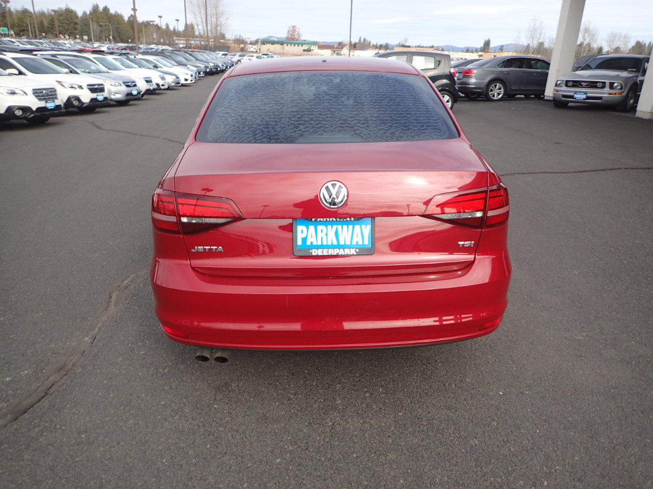 Used 2017 Volkswagen Jetta S image 4