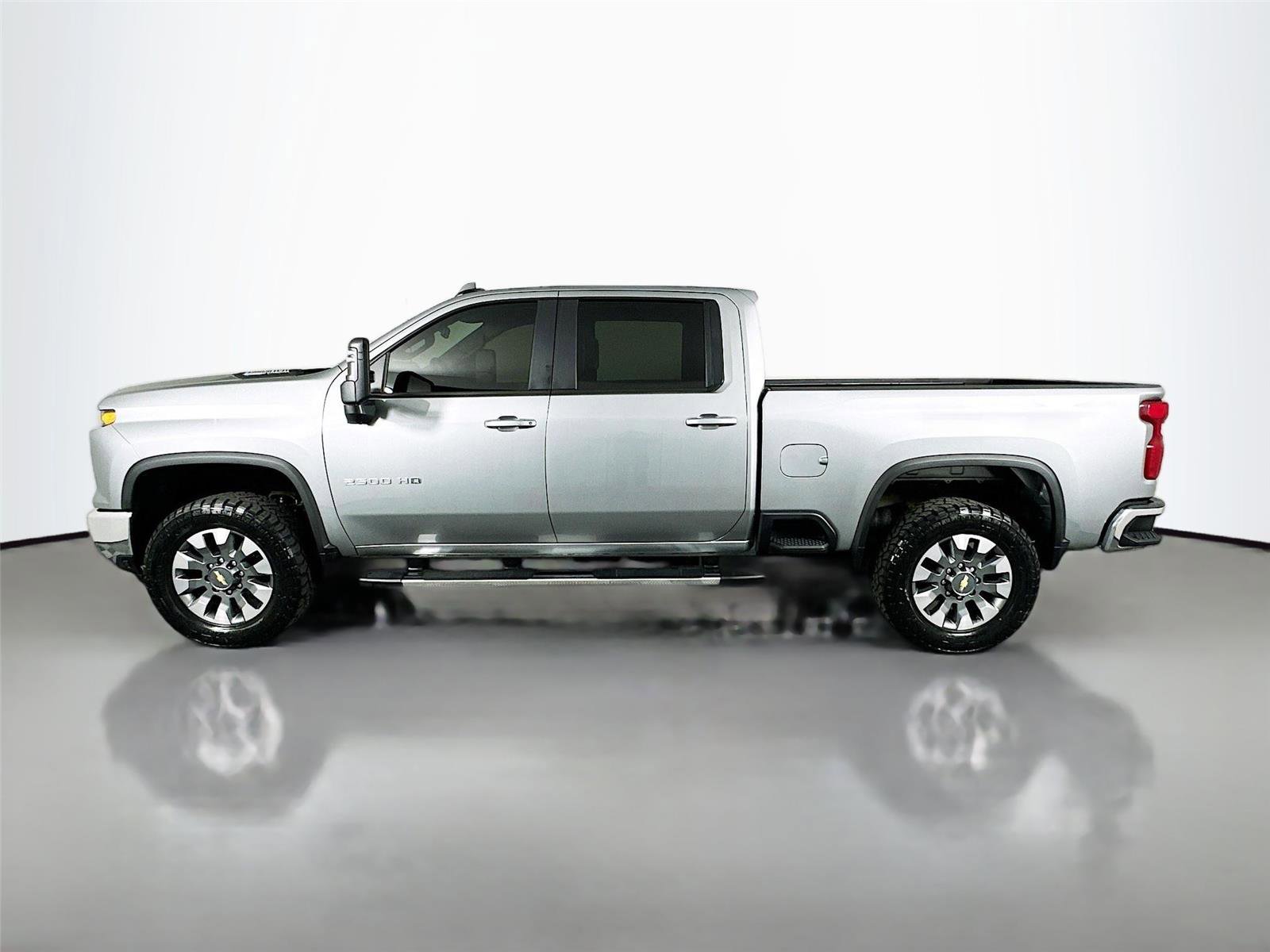 Used 2024 Chevrolet Silverado 2500 LT w/ All Star Edition AWD/4WD image 8