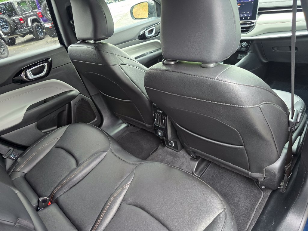 Used 2024 Jeep Compass Limited AWD/4WD image 26