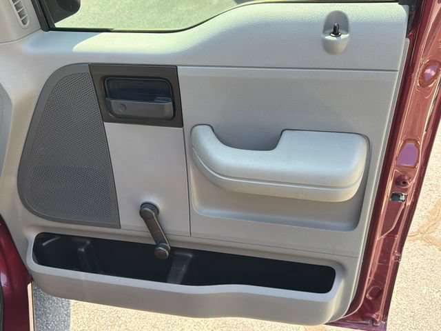 Used 2005 Ford F150 2WD Regular Cab image 15