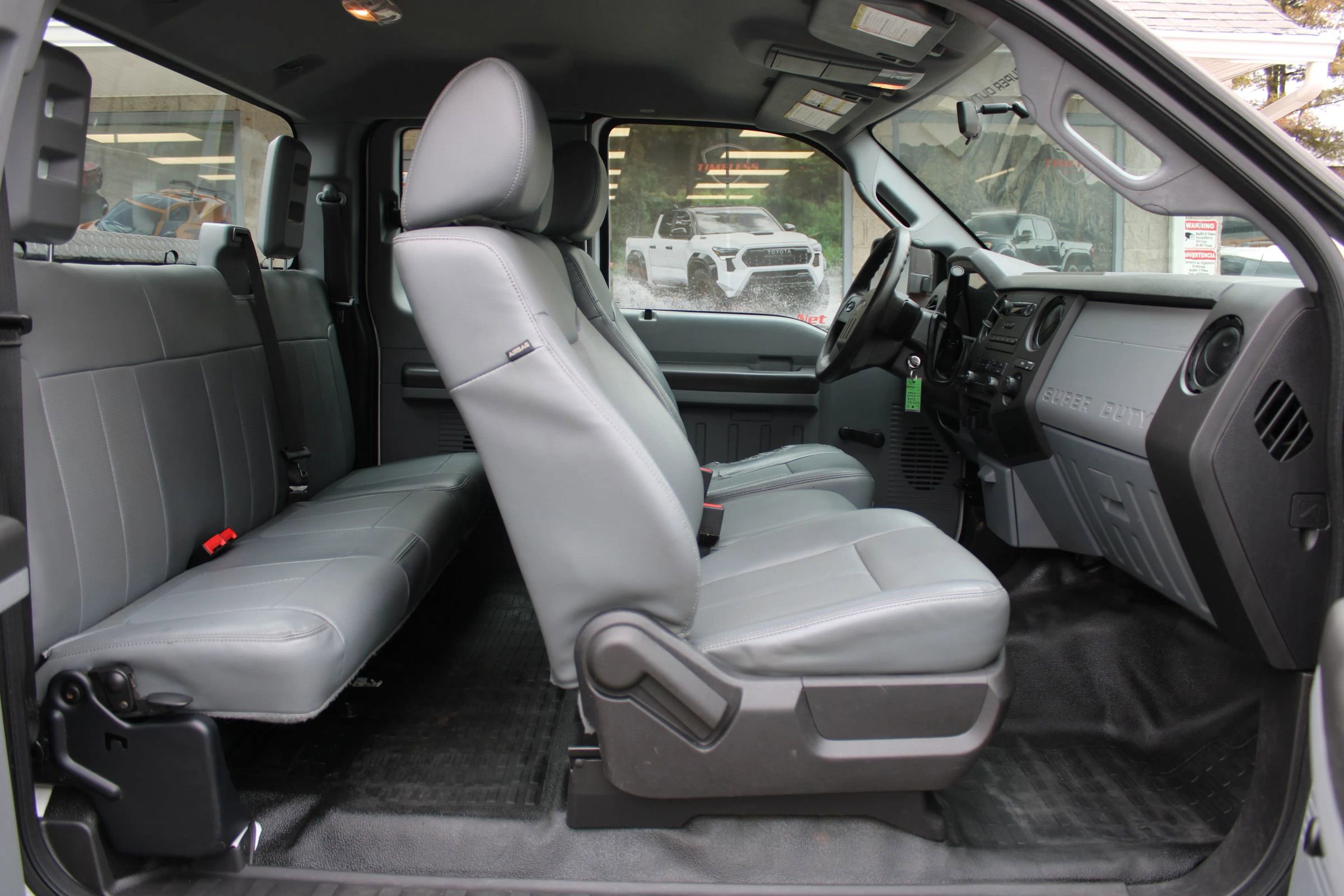 Used 2015 Ford F350 XL image 16
