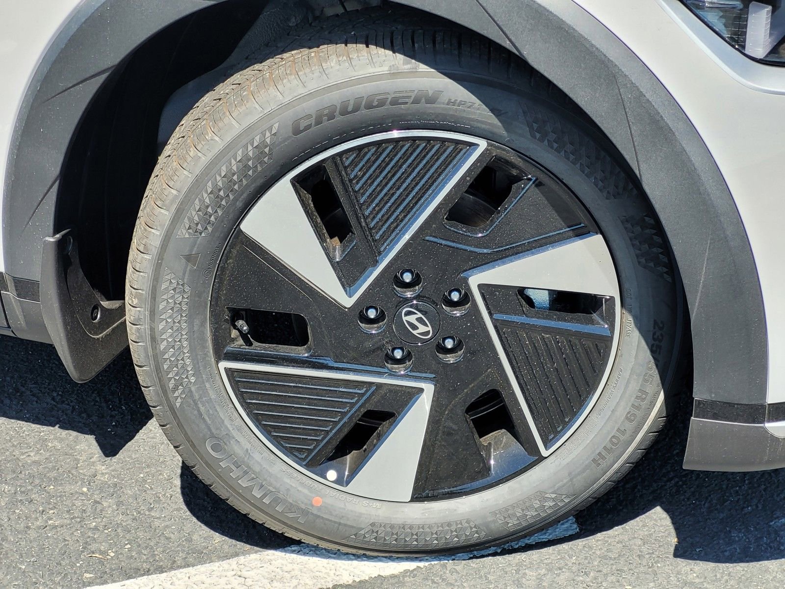 New 2026 Hyundai Ioniq 5 SEL RWD image 9