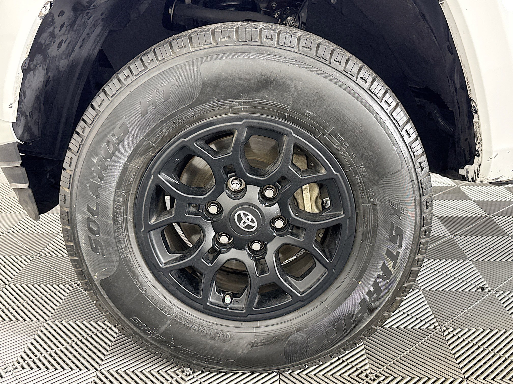 Used 2020 Toyota Tacoma SR5 image 67