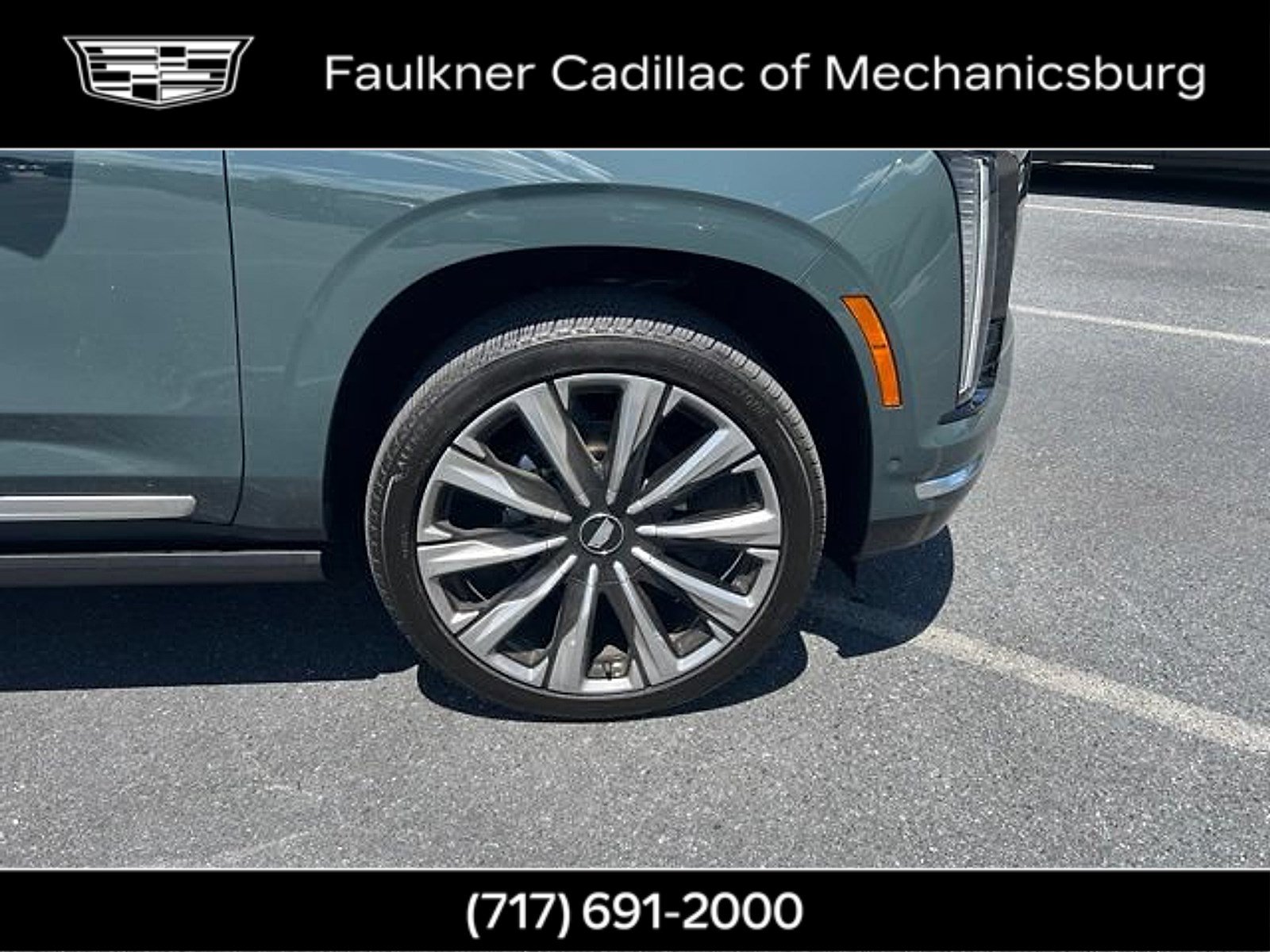 Certified 2026 Cadillac Escalade Luxury w/ Touring Package AWD/4WD image 40