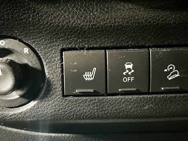 Used 2014 Jeep Wrangler Unlimited Sahara image 19