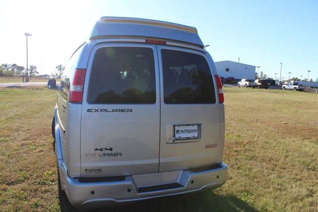 Used 2019 GMC Savana 2500 w/ Enhanced Convenience Package image 11