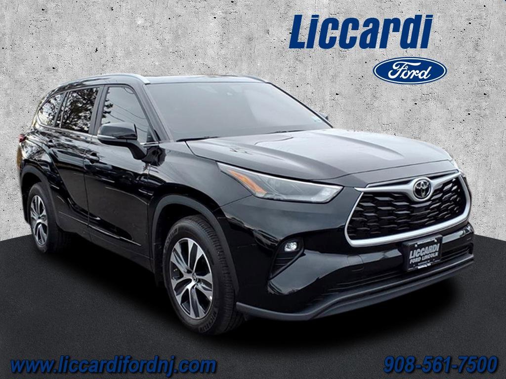 Used 2023 Toyota Highlander L