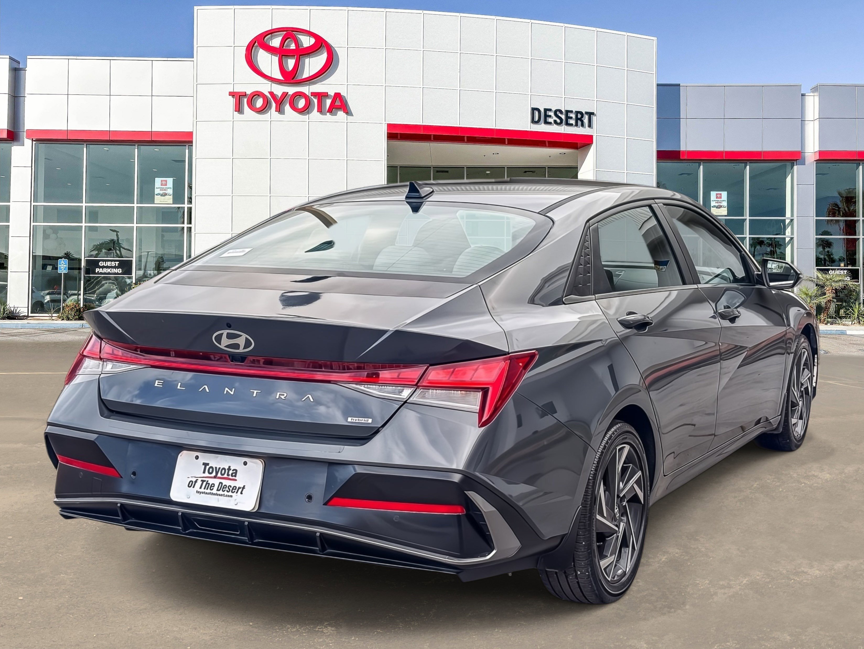 Used 2024 Hyundai Elantra Limited image 7