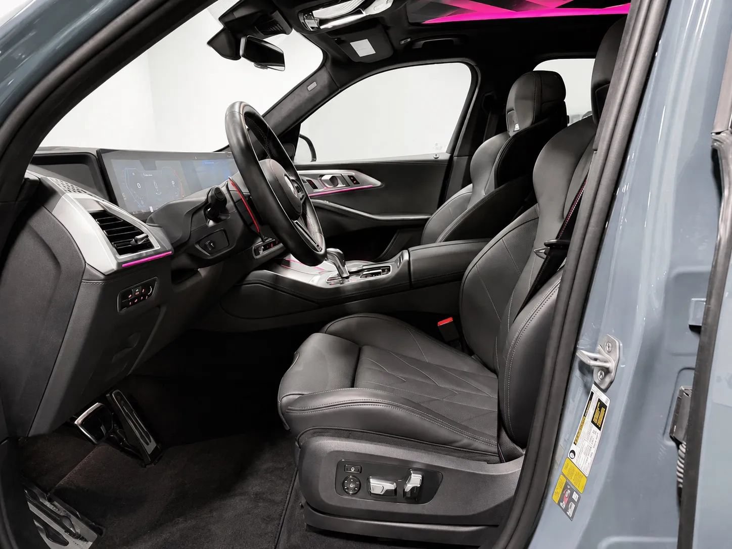 Used 2023 BMW XM AWD/4WD image 11