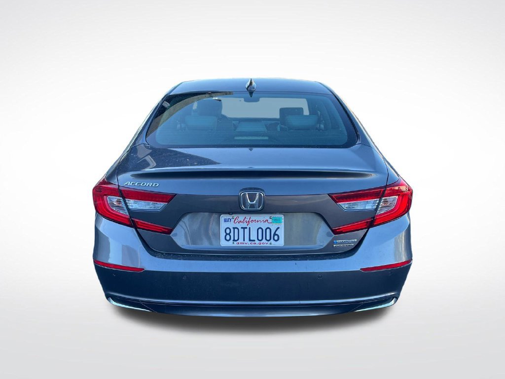 Used 2018 Honda Accord Touring image 4