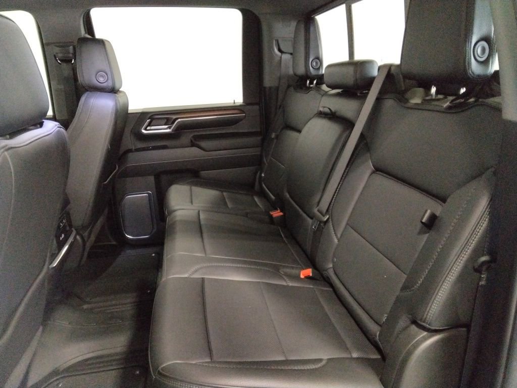 Used 2024 GMC Sierra 2500 Denali w/ Denali Reserve Package image 39