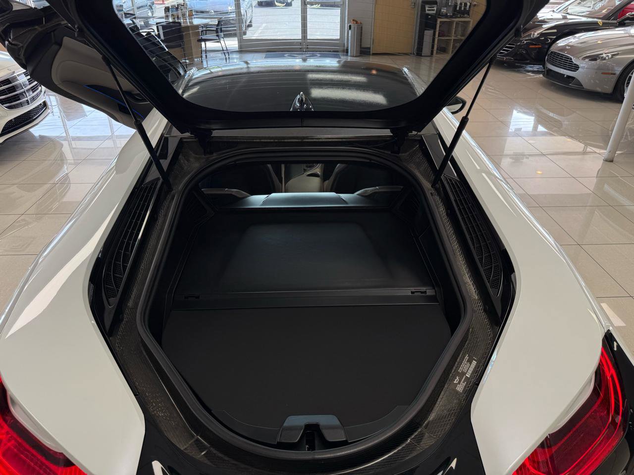 Used 2015 BMW i8 AWD/4WD image 26