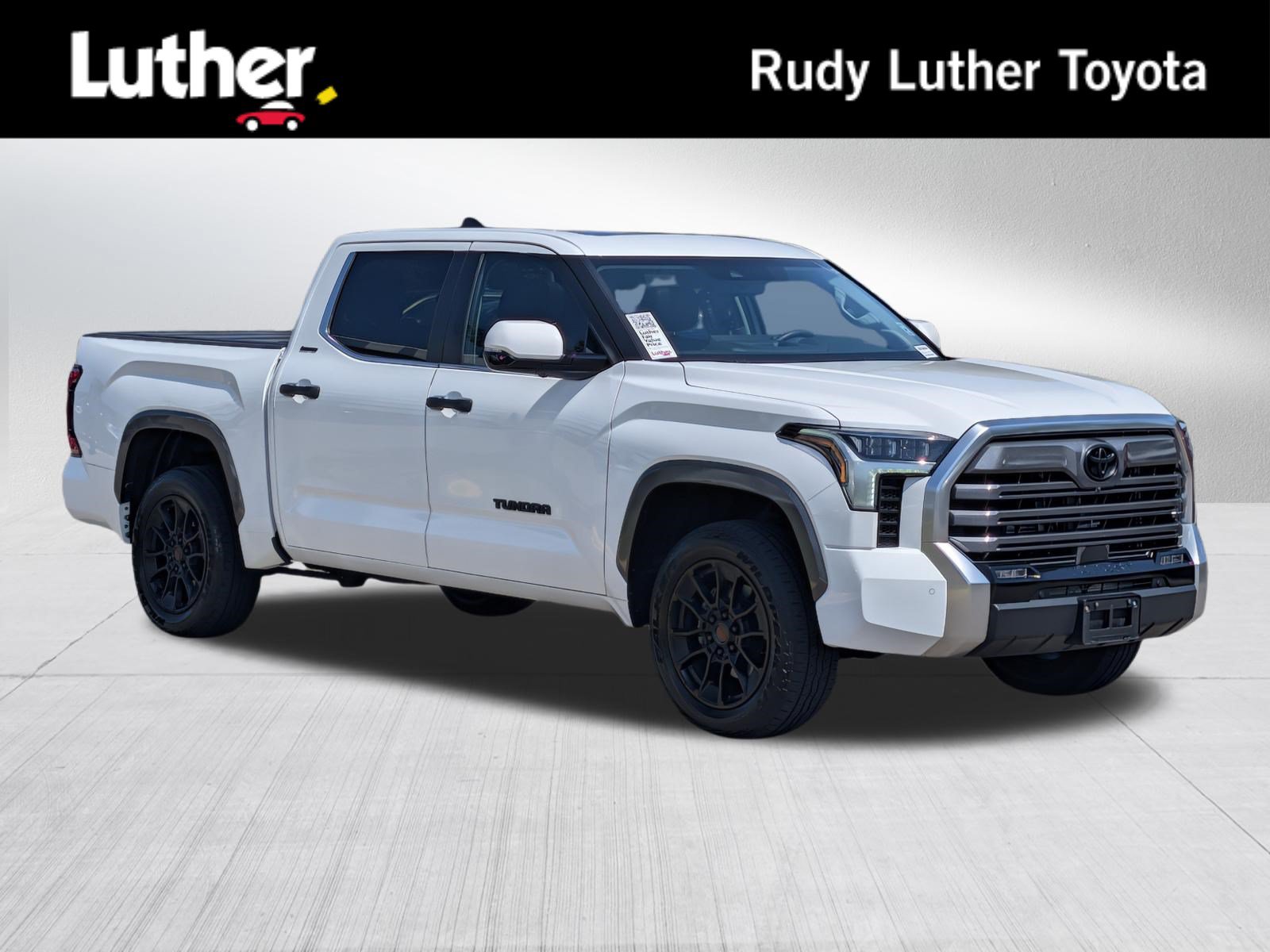 Used 2024 Toyota Tundra Limited AWD/4WD image 1