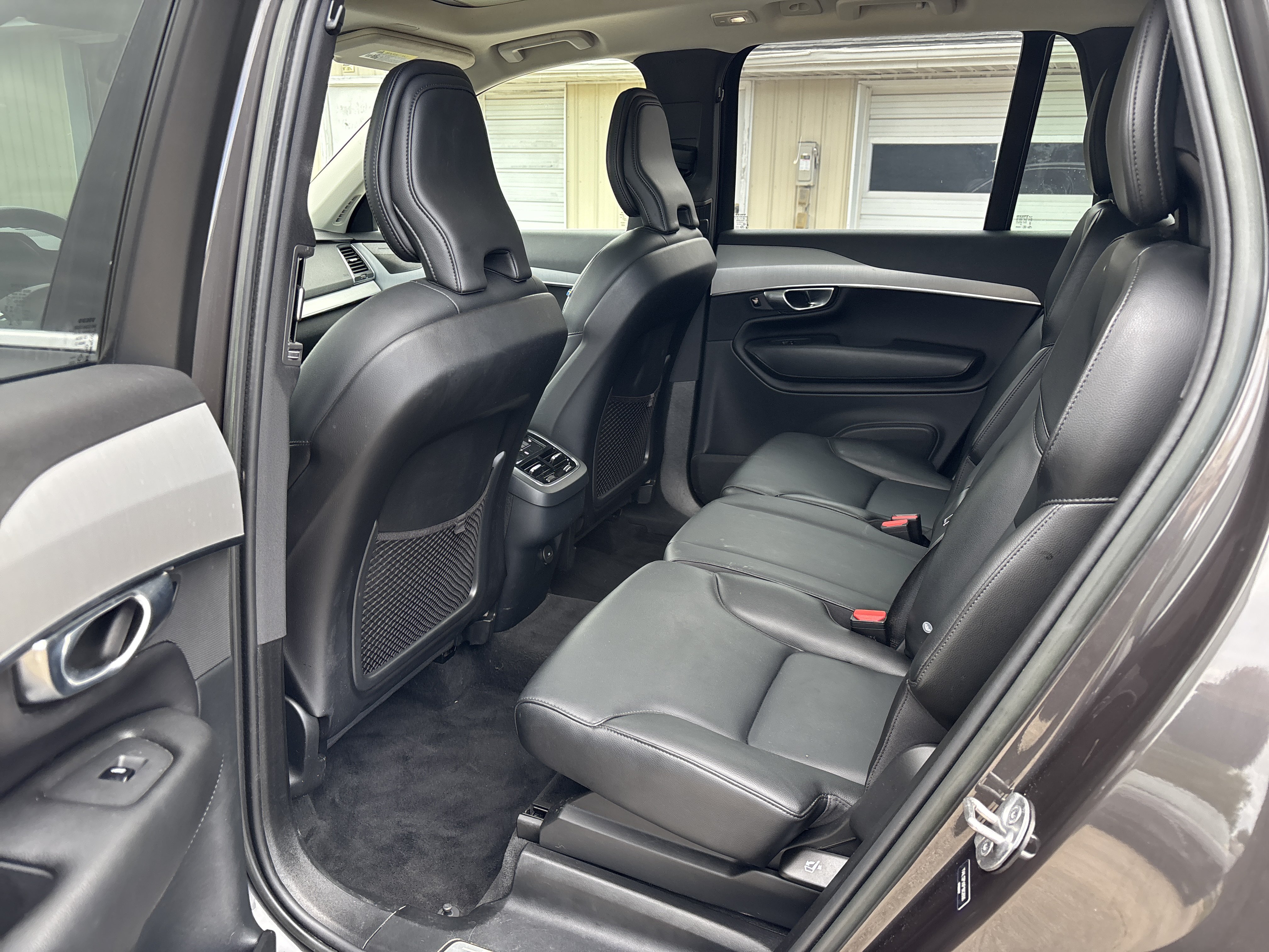 Used 2023 Volvo XC90 B5 Core AWD/4WD image 19