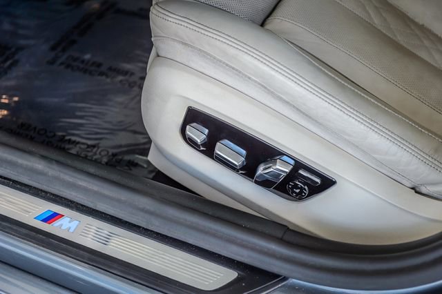 Used 2017 BMW 540i xDrive AWD/4WD image 38