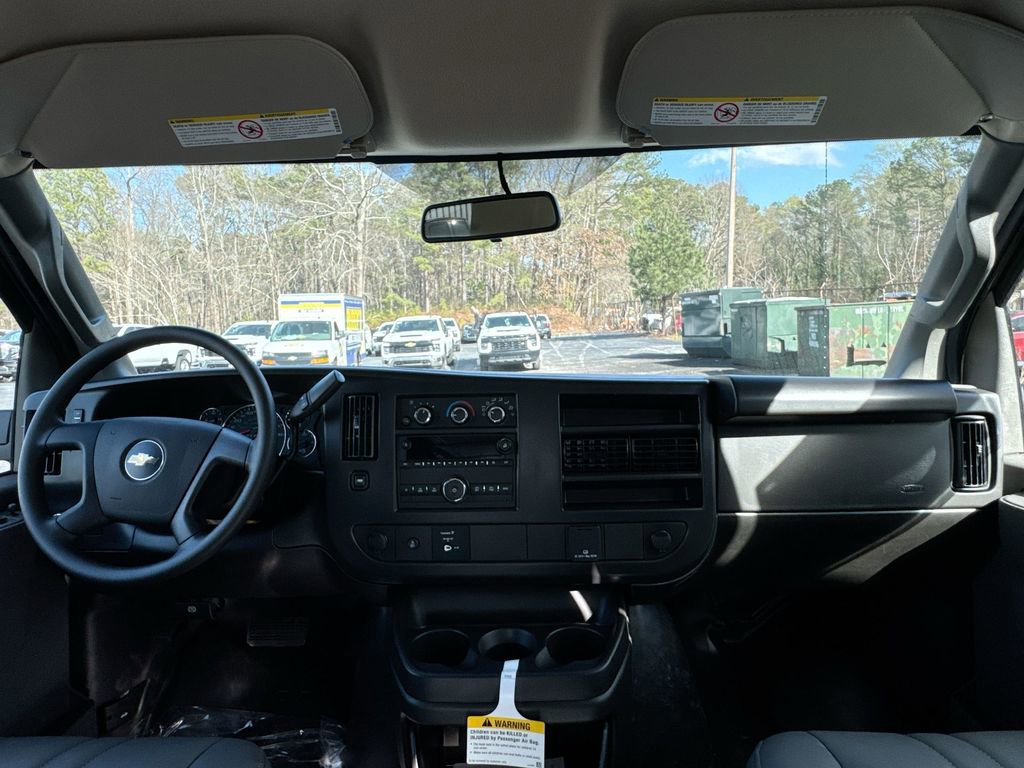 New 2026 Chevrolet Express 2500 image 28