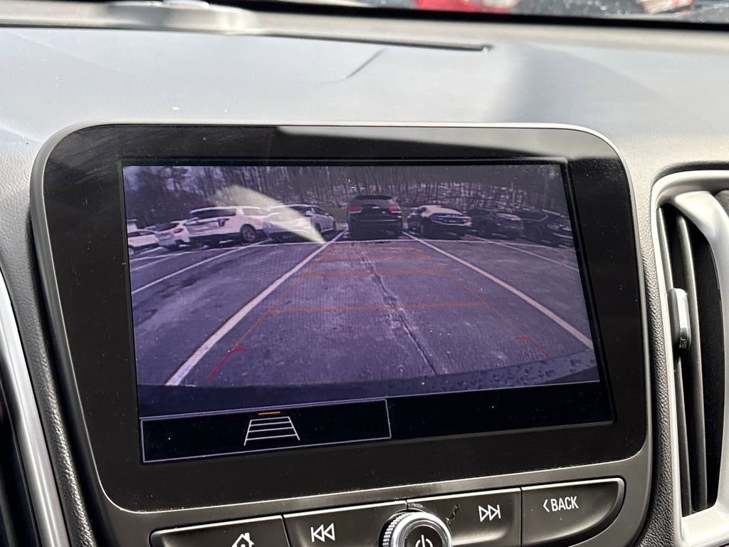 Used 2021 Chevrolet Malibu LS image 15