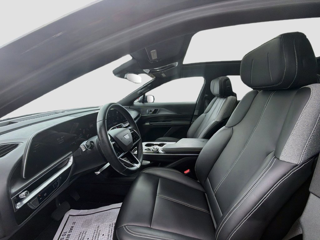 Certified 2024 Cadillac Lyriq Tech w/ Driver Assist Package RWD image 23
