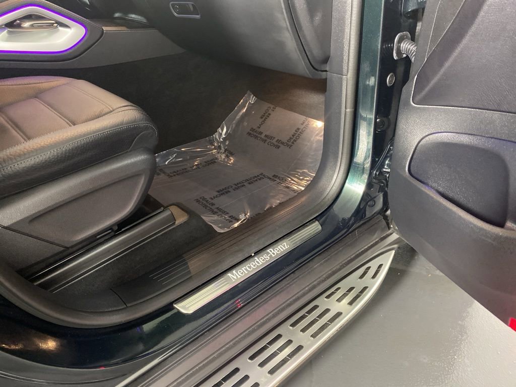 Used 2022 Mercedes-Benz GLS 580 4MATIC image 33