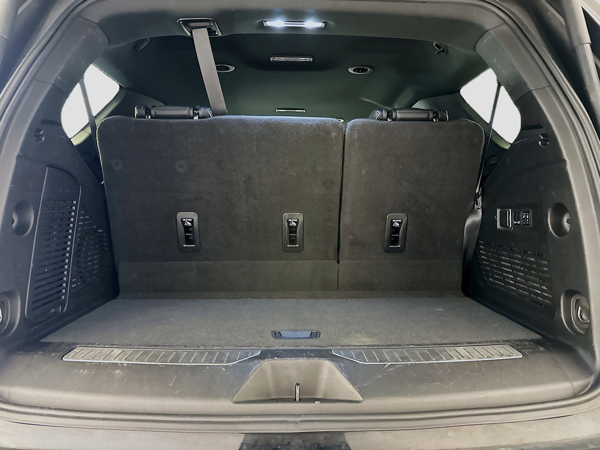 Used 2024 Chevrolet Tahoe Premier image 31